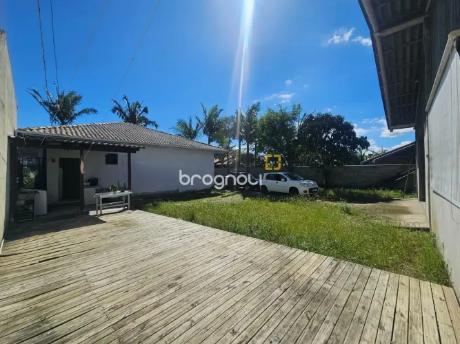 Casa Residencial para venda no bairro Mar Das Pedras, na Cidade de Biguaçu - SC
