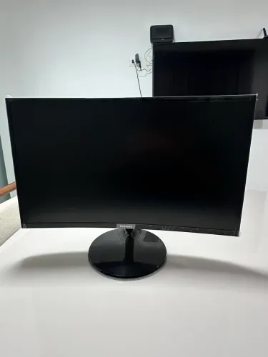 Monitor Samsung 27 Curvo - Full HD