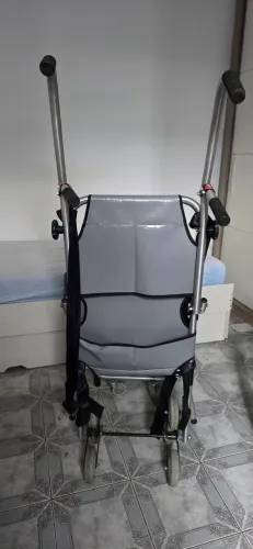 Cadeira para subir escadas