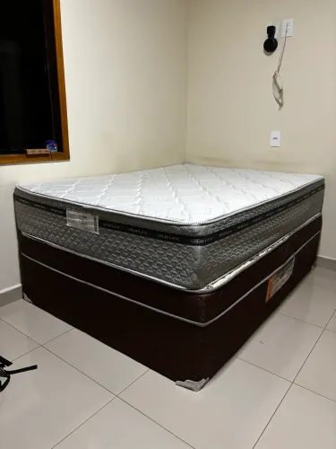 Vendo cama casal