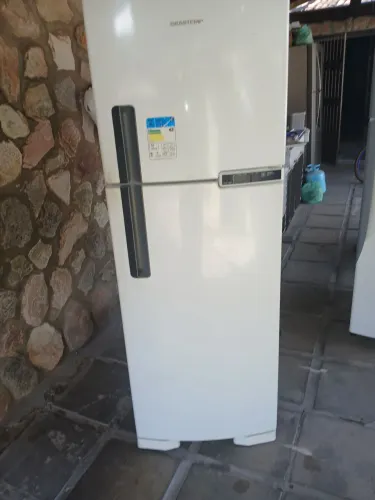 Geladeira Brastemp btm44h.frrost frre
