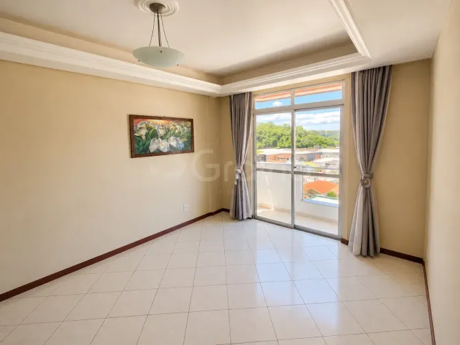 Apartamento de 60m² com 2 dormitórios na Praia Comprida