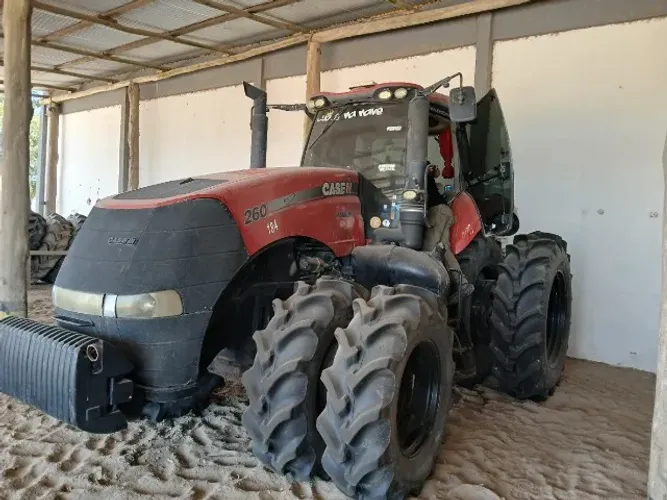 Trator Case Magnum 260