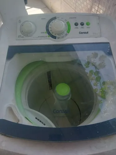 Vende-se lavadoura consul