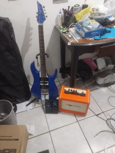 Guitarra+pedaleira+cubo