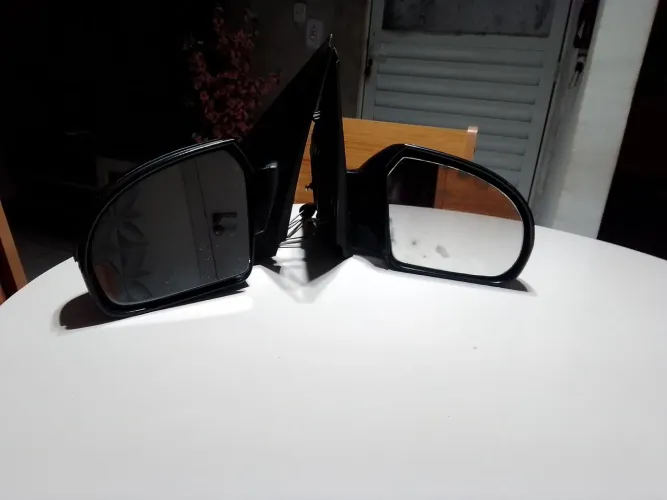 Vendo retrovisor Ford fiesta