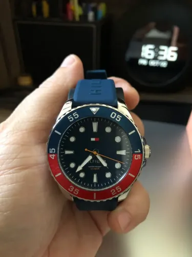 Relógio Tommy Hilfiger Masculino Original. Novo.