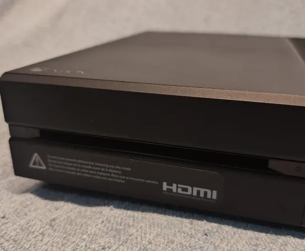 Xbox One 500gb com dois controles, jogos e Kinnectic