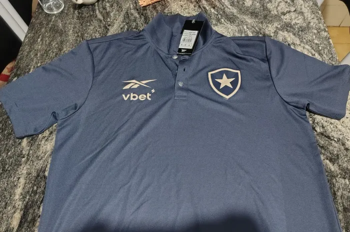 Lote de Camisas de Futebol | Botafogo, Cuiabá, Náutico, Fluminense, CAP e Coritiba