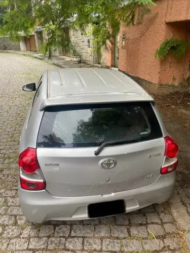 Toyota Etios X 1.3 Flex 16V 5P Mec. 2014