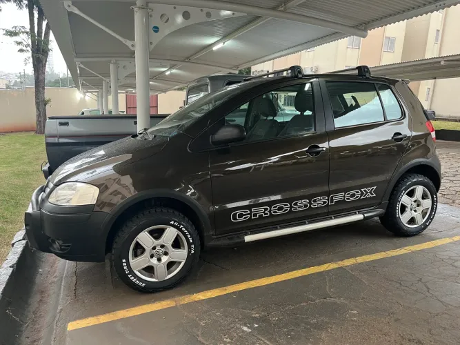 Volkswagen Crossfox 1.6 MI Total Flex 8V 5P 2005