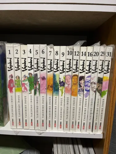 Mangás Vagabond 16 volumes