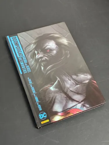 Dcomposição Volume 05: Guerra aos Deuses Desmortos (usado)
