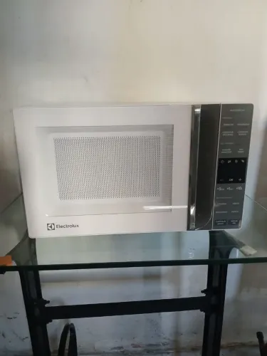 Microondas Eletrolux 23l