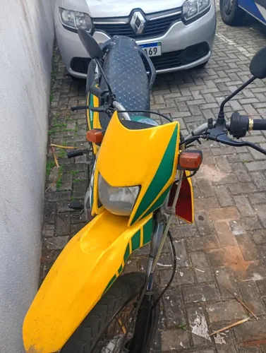 Vendo NXR Bros 150 Ks. Perfeito estado Dispenso curiosos
