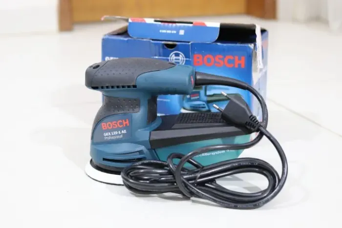Lixadeira Roto-Orbital Bosch GEX 125-1 AE 220V 250W - NOVA NA CAIXA