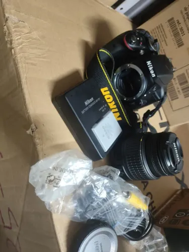 Câmera Dslr Nikon D3300 Com Lente 18-55 Mm (preta) Preto