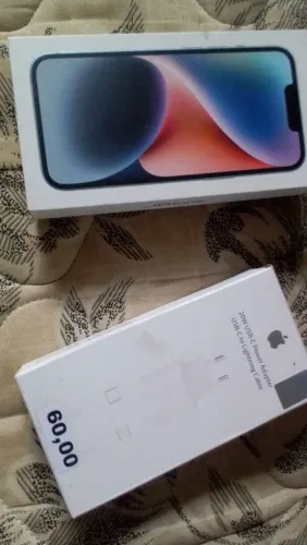 Caixa original iPhone 14 e do carregador
