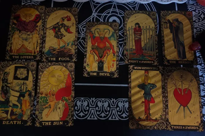Tarot 78 cartas,livreto dourado