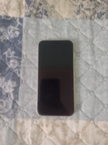 iPhone 13, branco 128gb, todo original, 1 ano de uso, bateria 89%, carregador e cabo ori