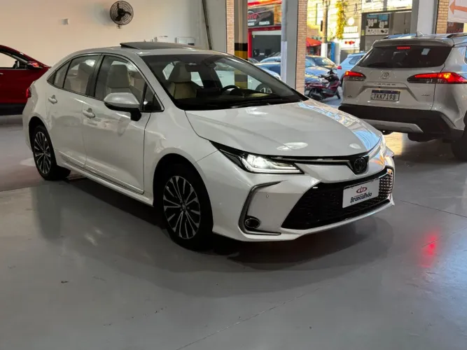 Toyota Corolla Altis 2.0 Flex 16V Aut. 2024