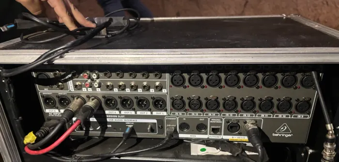Mesa digital x32 rack