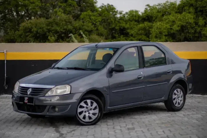 Renault Logan Expression Hi-flex 1.6 8V 4P 2011