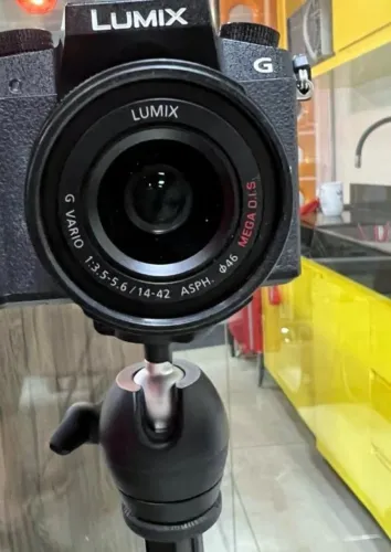 Lente Panasonic Lumix G Vario 14-42mm Mega OIS - Micro 4/3