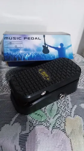 Pedal wha wha e volume