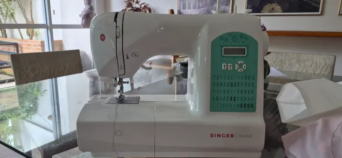 Maquina de Costura singer Starlet