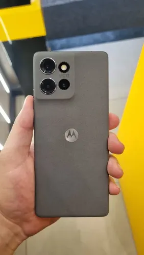 Motorola Edge 50 5G - Impecável