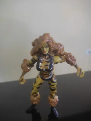 Boneco Tigra Toybiz