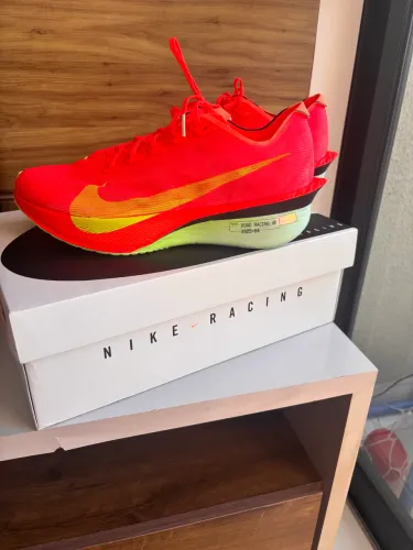 Tênis Nike Vaporfly 4 - Novo - Apenas 3 km de uso