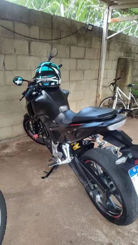 CB300F 2024