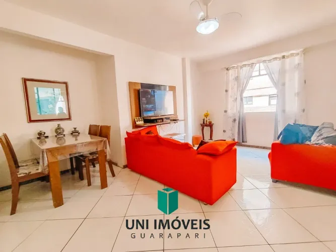 Apartamento de um quarto e sala, com vaga de garagem à venda na Av. Oceânica em Guarapari