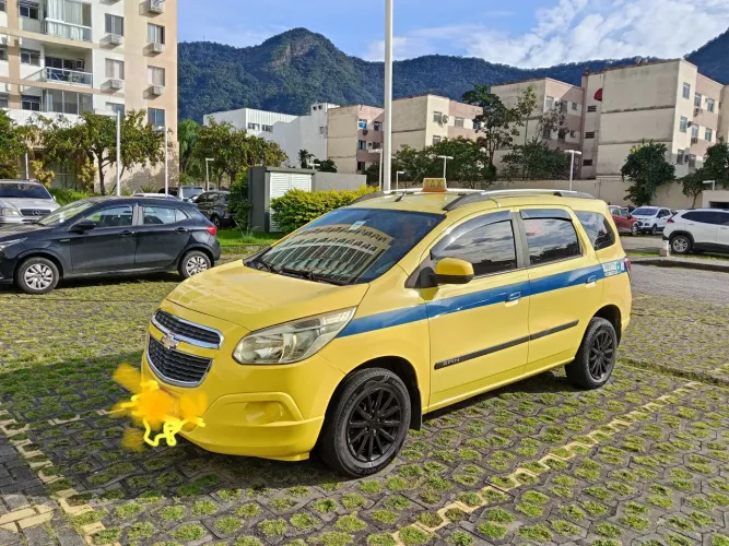 Chevrolet Spin LT 1.8 8V Econo.flex 5P Aut. 2015