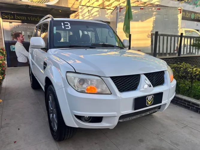 Mitsubishi Pajero TR4 2.0/ 2.0 Flex 16V 4X4 Aut. 2013