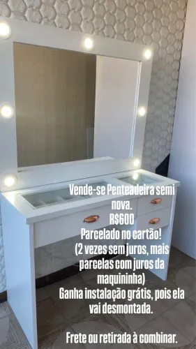 Penteadeira semi nova