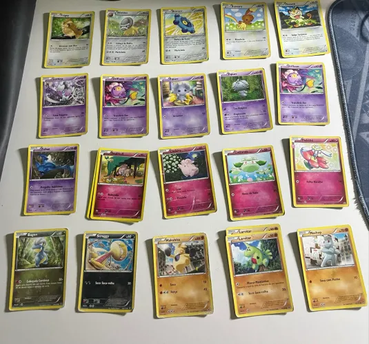 Lote Com 50+ Cartas Pokémon Cards Antigos (Originais Em Português)