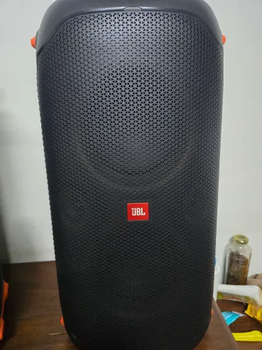 Caixa de som JBL PARYBOX 110