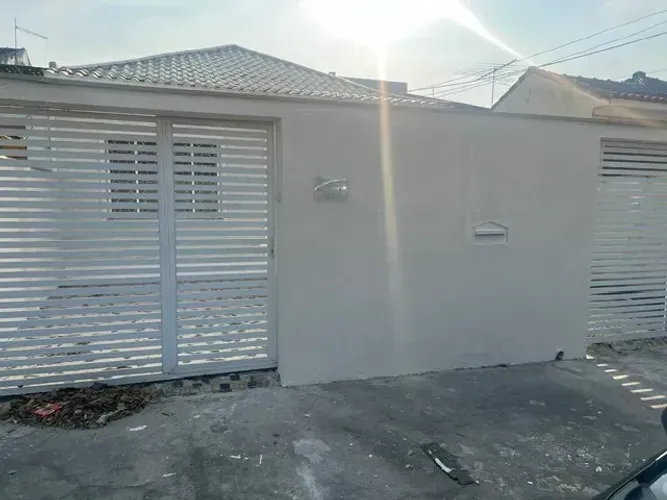 Térrea para aluguel tem 75 metros quadrados com 3 quartos em Jardim Sulacap - Rio de Janei