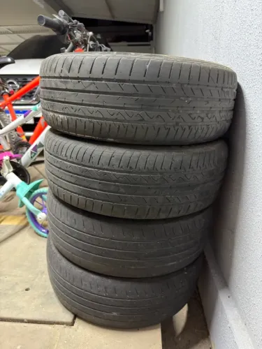 PNEUS 195/55 R16 MEIA VIDA