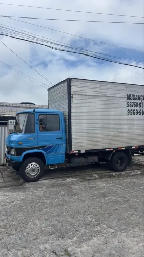 Mercedinha 708 com freio a Ar