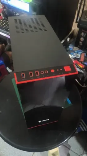 GABINETE GAMER+4 FANS RGB+ACRILICO