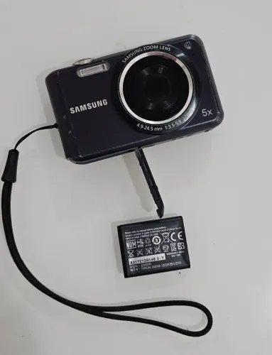 Câmera Digital Samsung ES70 Preta - Para Manutenção / Peças (Com Defeito)