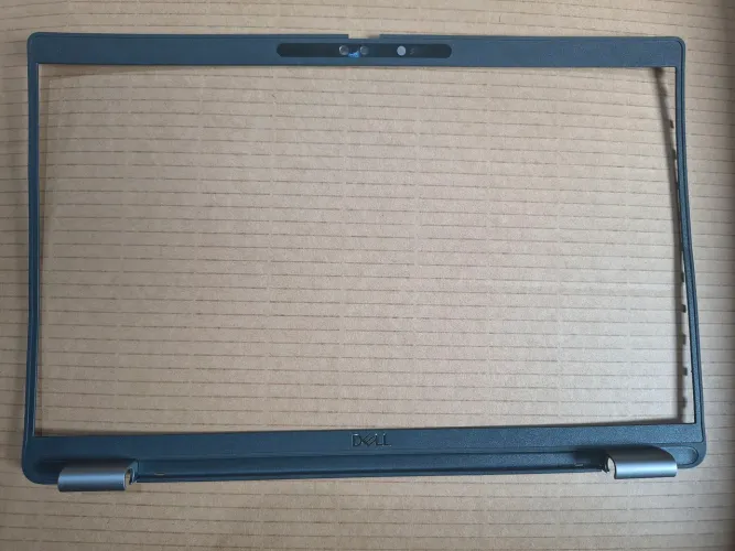 Moldura Frontal (Bezel) Dell Latitude 5440