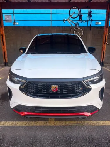 Fiat Fastback Abarth Turbo Flex 1.3 Aut. 2025