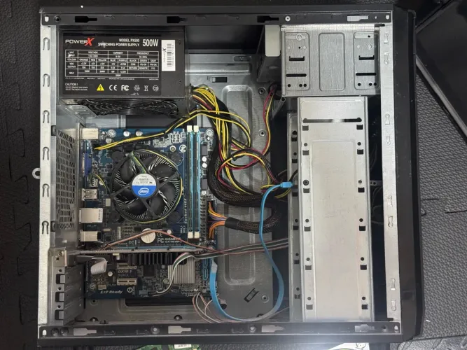Desktop intel i5 3330 - 16gb ram - GeForce 210 1gb - SSD240