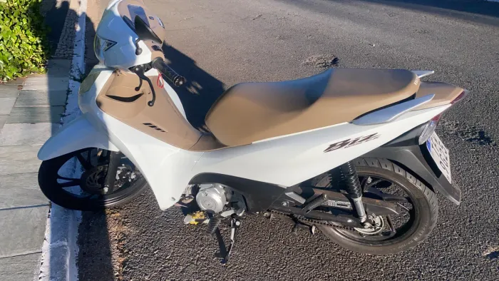 HONDA BIZ 125 EX 2025