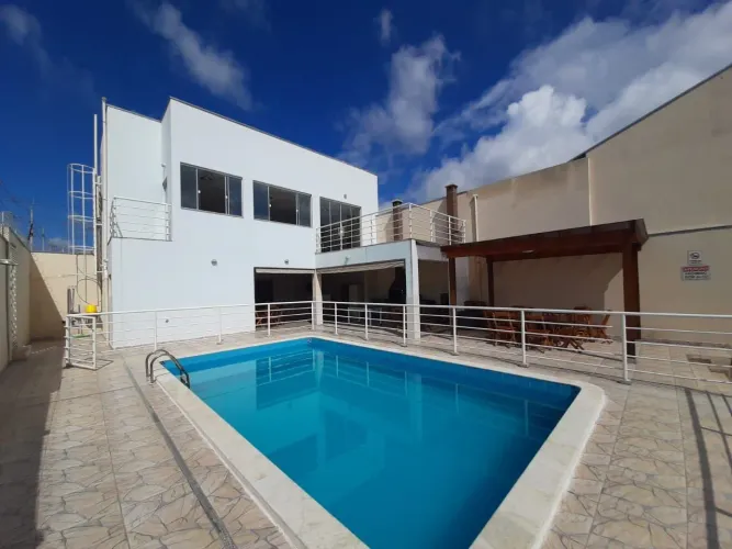 Sobrado com piscina e área gourmet